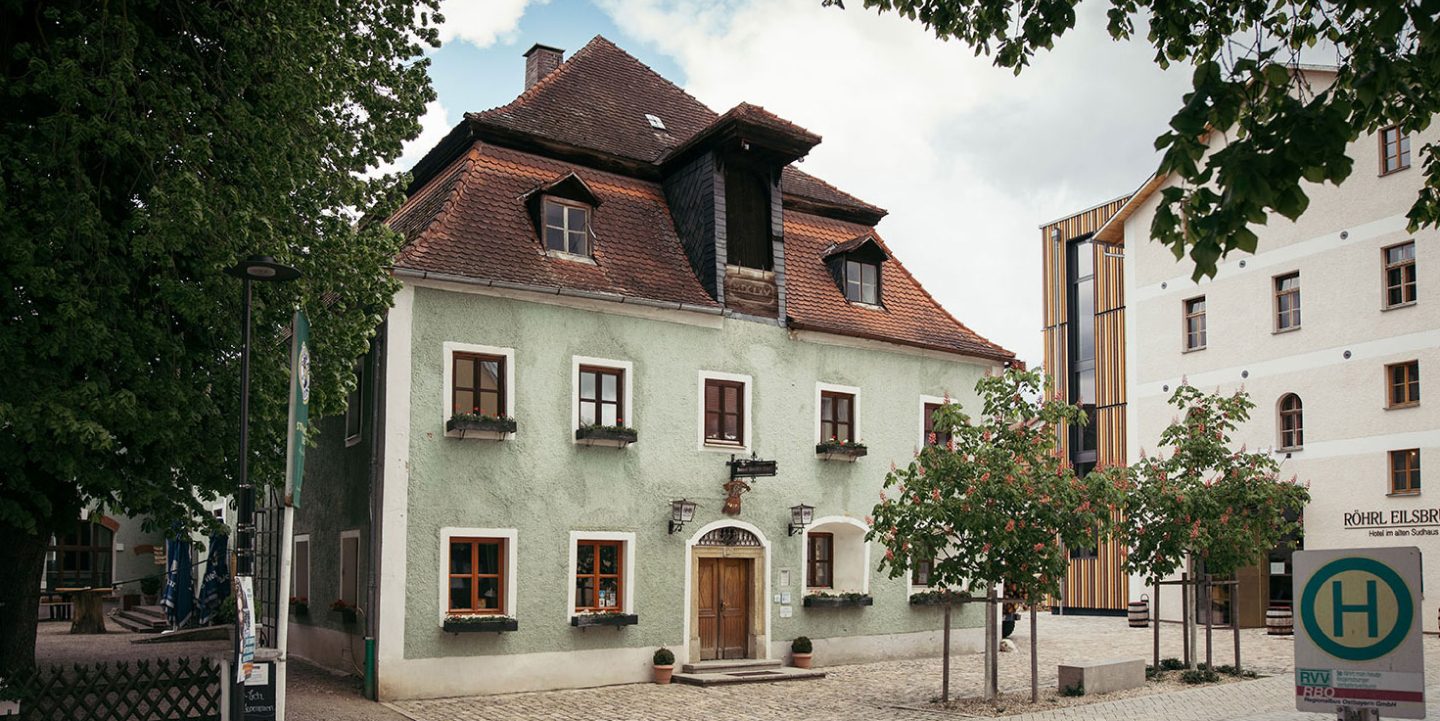 Das Wirtshaus Röhrl mit Biergarten in Eilsbrunn